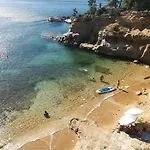 アパート Thasos Seaside Serenity - Seaview & Garden Nests アストリス