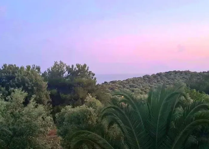 Thasos Seaside Serenity - Seaview & Garden Nests 公寓